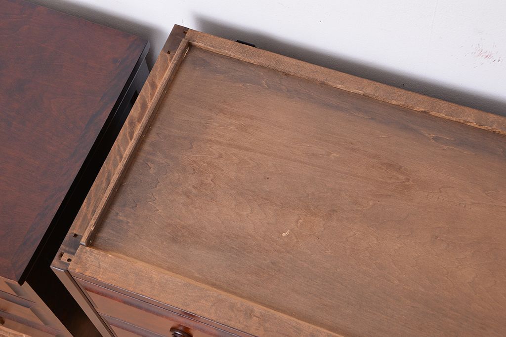 中古　北海道民芸家具　二段重ねチェスト　定価241500円　(整理箪笥)