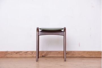 中古　秋田木工製　スツール1脚