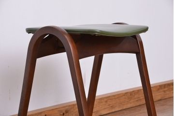 中古　秋田木工製　スツール1脚