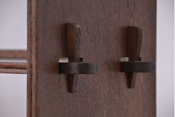 アンティーク家具　アンティーク　古い木の楔式本棚(飾り棚)