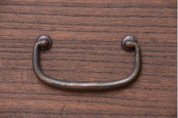アンティーク家具　アンティーク　古い木のシンプルな脚付きローチェスト(ローボード)