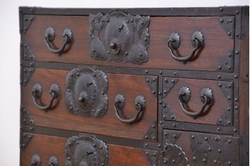 アンティーク家具　古民具・骨董　希少!前面欅材の仙台小箪笥(帳場箪笥)