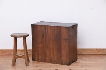 アンティーク家具　古民具・骨董　希少!前面欅材の仙台小箪笥(帳場箪笥)