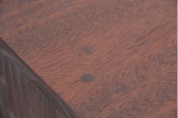 アンティーク家具　アンティーク　前面欅材の鉄脚付きモールガラス収納棚(食器棚)