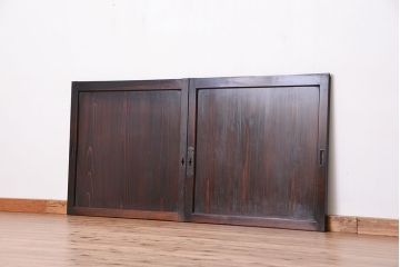 アンティーク　使い込まれた板戸　2枚セット