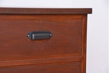 アンティーク家具　アンティーク　古い木の大振りな鉄脚付きローチェスト?(ローボード、タンス、箪笥)