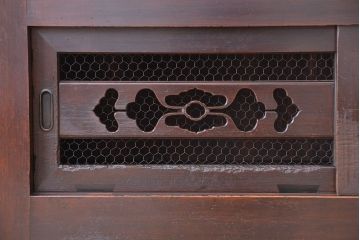 アンティーク家具　古民具・骨董　欅の杢目が素晴らしい四尺水屋箪笥サイドボード(収納棚、リビングボード)