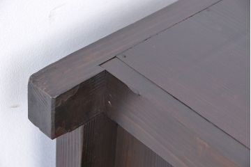アンティーク家具　★アンティーク　モダンな横桟引き戸の四尺水屋箪笥サイドボード(収納棚、下駄箱)