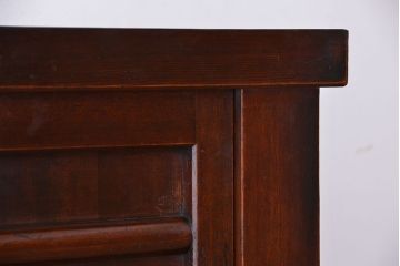 アンティーク家具　★アンティーク　モダンな横桟引き戸の四尺水屋箪笥サイドボード(収納棚、下駄箱)