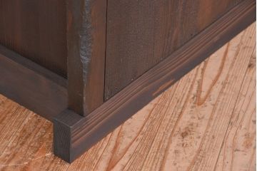 アンティーク家具　★アンティーク　モダンな横桟引き戸の四尺水屋箪笥サイドボード(収納棚、下駄箱)