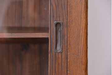 アンティーク家具　アンティーク　シンプルな引き出し付き横長収納棚(飾り棚、食器棚)