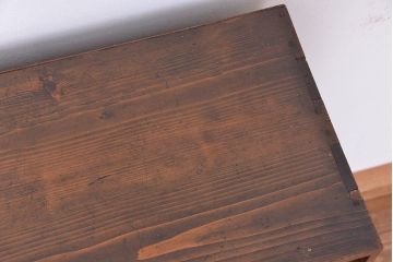 アンティーク家具　アンティーク　古い木のシンプルな収納棚(食器棚)