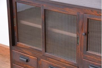 アンティーク家具　アンティーク　前面欅材のモールガラス鉄脚収納棚