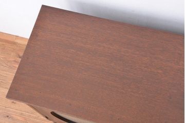 アンティーク家具　アンティーク　大正ロマン　丸窓扉の鉄脚収納棚(ローボード、サイドボード)