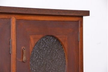 アンティーク家具　アンティーク　大正ロマン　丸窓扉の鉄脚収納棚(ローボード、サイドボード)