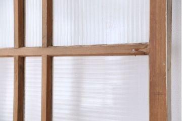 アンティーク　ペンキと木味の使い込まれたモールガラス扉1枚(ドア)