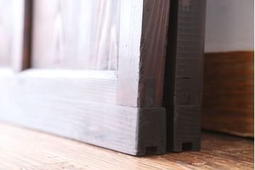 ★アンティーク　色ガラス入りのモダンなガラス戸　2枚セット(引き戸)