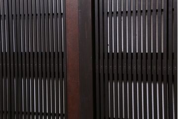 ★古民具・骨董　繊細で上質な裏障子付き万本格子戸　2枚セット