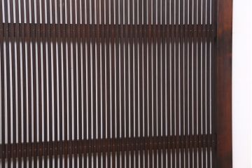 アンティーク　極上!腰板欅材の上質な格子戸　2枚