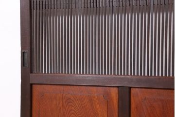 アンティーク　極上!腰板欅材の上質な格子戸　2枚