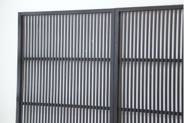 ★古民具・骨董　古いシックな格子戸4枚セット(建具)
