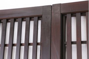 古民具・骨董　腰板欅材の裏障子付き格子戸　4枚セット