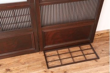 アンティーク　腰板欅材の幅のせまい格子戸2枚セット(裏障子付き)