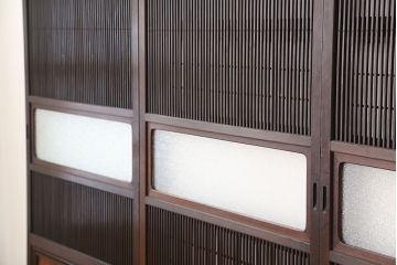 アンティーク　美品腰板欅材・上質な裏障子付き格子戸4枚セット(建具)