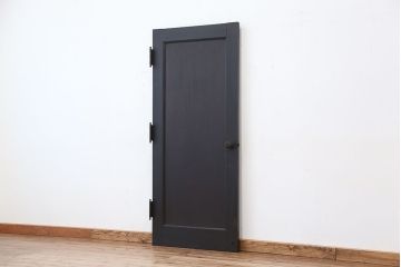 ★アンティーク　古い洋館のシンプルで重厚なドア?(扉)