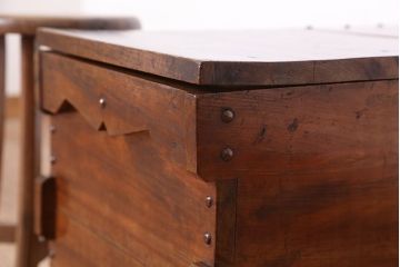 古民具・骨董　古い米びつ(収納箱)