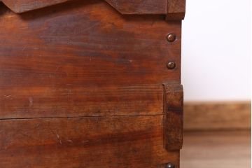 古民具・骨董　古い米びつ(収納箱)