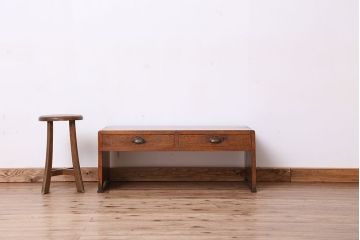 アンティーク家具　アンティーク　古い栓材の重厚な文机(テーブル・作業台)