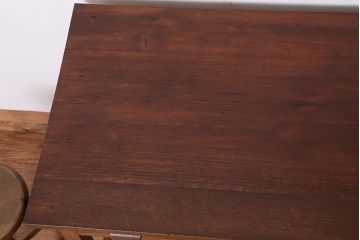 レトロ家具　アンティーク　古いナラ材のレトロな片袖机(テーブル・作業台)