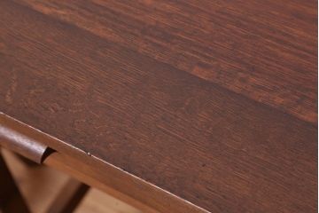 レトロ家具　アンティーク　古いナラ材のレトロな片袖机(テーブル・作業台)