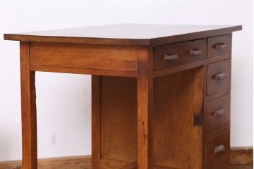 レトロ家具　アンティーク　古いナラ材のレトロな片袖机(テーブル・作業台)