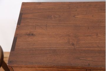 レトロ家具　昭和レトロ 小振りな総桐小箪笥(桐箪笥、桐たんす)