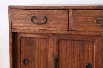 レトロ家具　昭和レトロ 小振りな総桐小箪笥(桐箪笥、桐たんす)