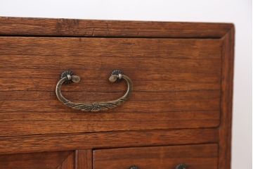 レトロ家具　昭和レトロ 小振りな総桐小箪笥(桐箪笥、桐たんす)