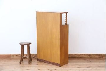 レトロ家具　アンティーク レトロなデザインのダイヤガラス本箱(収納棚・ブックケース)