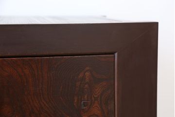 アンティーク家具　古民具・骨董 上質な作りの五杯引き出しローボード(ローチェスト、水屋箪笥、食器棚、テレビ台、キャビネット、収納棚)