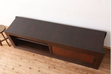 アンティーク家具　古民具・骨董 六尺 上手物!杢目の素晴らしい時代箪笥ローボード(食器棚、水屋箪笥、テレビ台、キャビネット、収納棚)