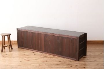 アンティーク家具　古民具・骨董 六尺 上手物!杢目の素晴らしい時代箪笥ローボード(食器棚、水屋箪笥、テレビ台、キャビネット、収納棚)