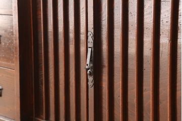 アンティーク家具　古民具・骨董 明治時代 使い込まれた北陸収納箪笥サイドボード(水屋箪笥、食器棚、収納棚)
