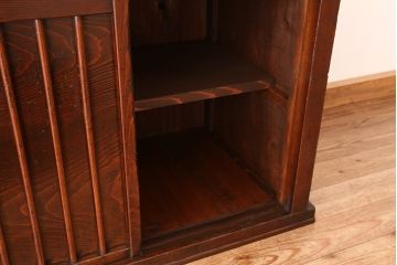 アンティーク家具　古民具・骨董 明治時代 使い込まれた北陸収納箪笥サイドボード(水屋箪笥、食器棚、収納棚)