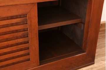 アンティーク家具　古民具・骨董 明るい色合いの収納箪笥サイドボード(水屋箪笥、食器棚、収納棚)