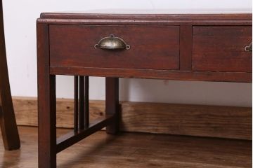 アンティーク家具　アンティーク　古い木の小さな座机(テーブル)