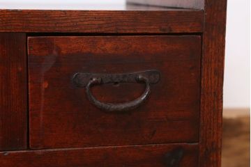 アンティーク家具　アンティーク　古い木の小さな机(ローボード/テーブル)
