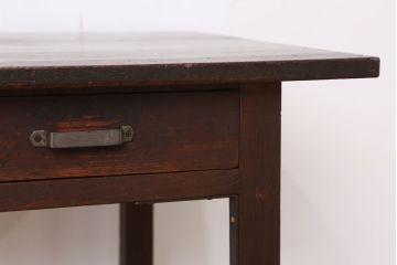 アンティーク家具　アンティーク　古い木の使い込まれた平机(テーブル・作業台)(3)