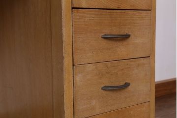 レトロ家具　昭和レトロ　明るい色あいの片袖机(テーブル/作業台)