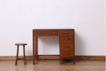 アンティーク家具　アンティーク　シンプルで上品な片袖机(テーブル/デスク)